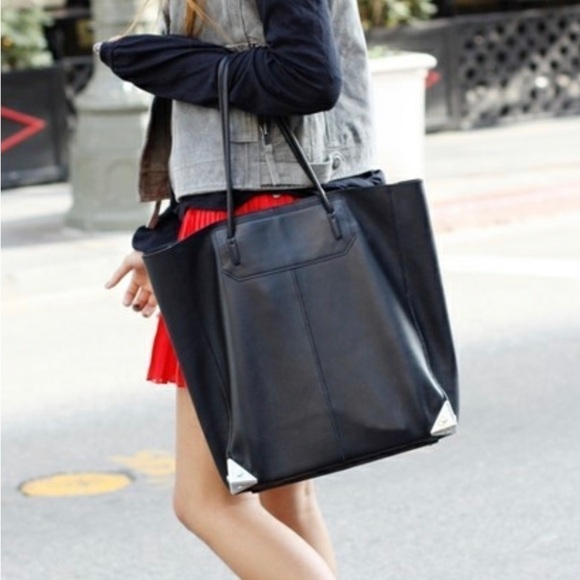 Alexander Wang Leather tote bag - Picture 2 of 7